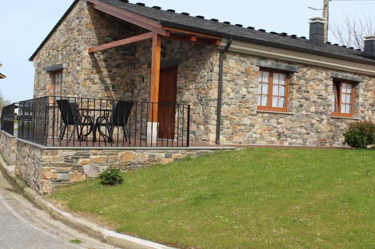 Apartamentos Casa Cerolleiro Кастрополь Экстерьер фото