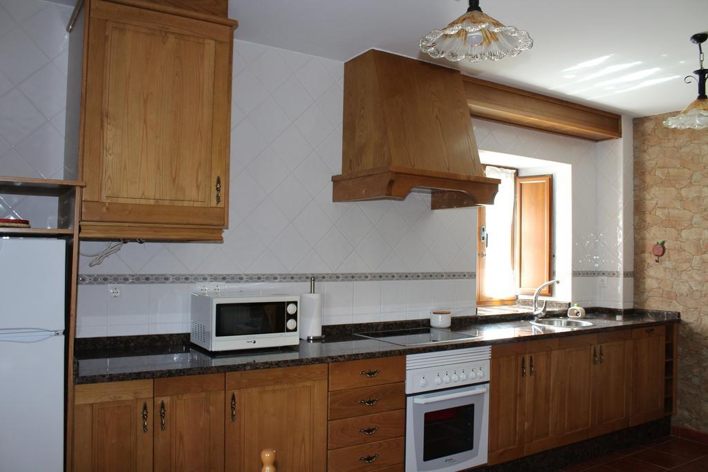 Apartamentos Casa Cerolleiro Кастрополь Экстерьер фото
